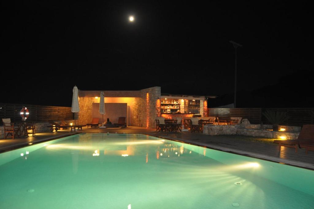 Petradi Livadi (Kythira) Exterior foto